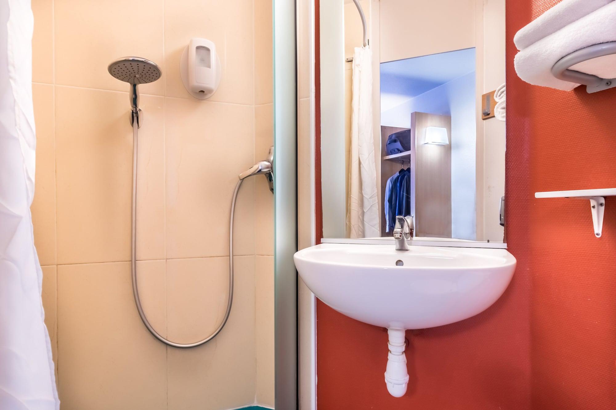 B&B Hotel Frejus Roquebrune-Sur-Argens Eksteriør billede