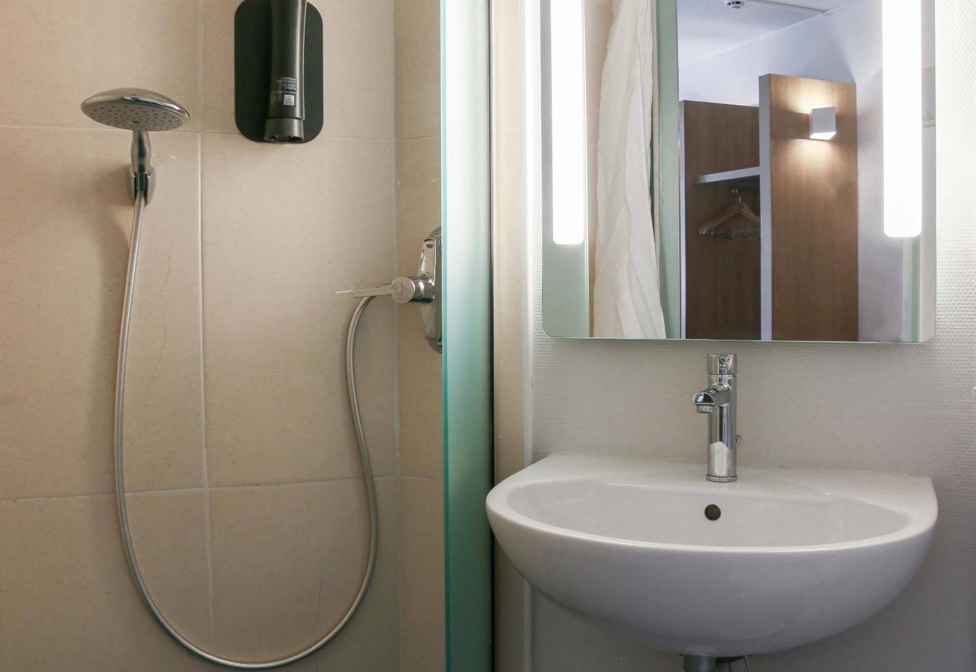 B&B Hotel Frejus Roquebrune-Sur-Argens Eksteriør billede
