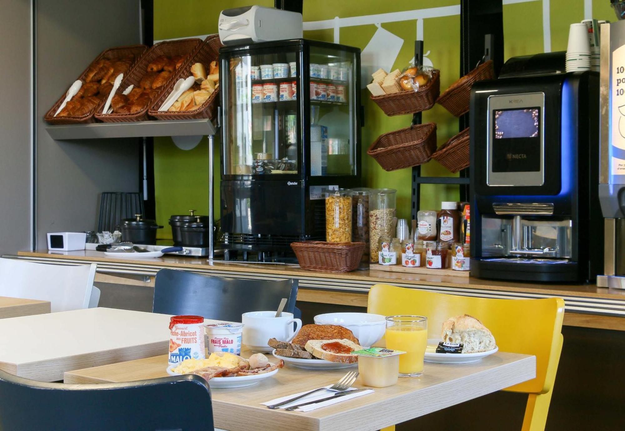 B&B Hotel Frejus Roquebrune-Sur-Argens Eksteriør billede